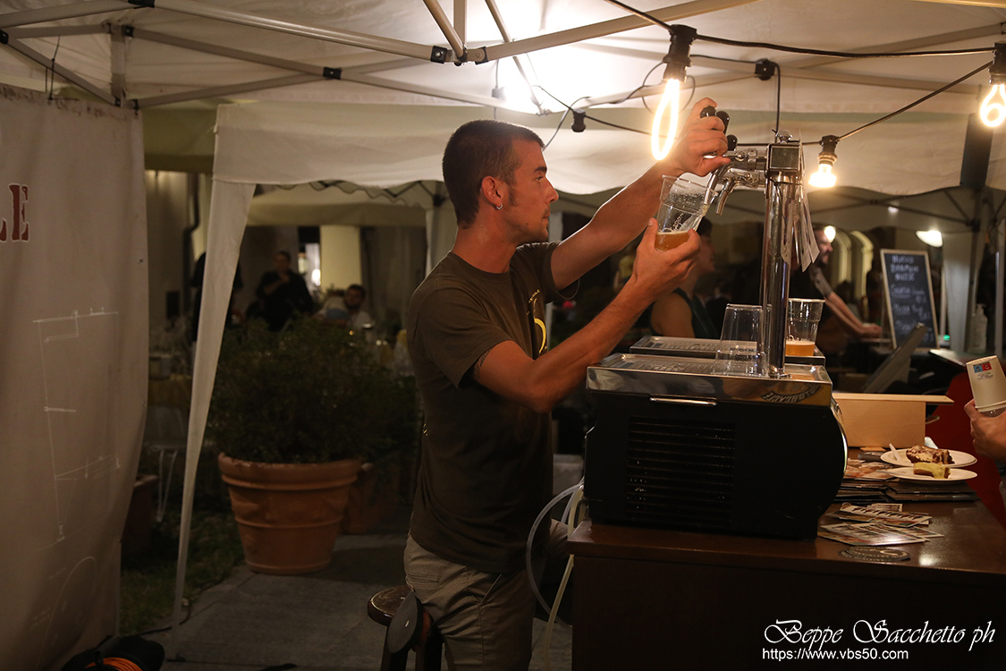VBS_8277 - VBS_7864 - A Tutta Birra 2022 - ProLoco San Damiano d'Asti - Set vocals Ale Morbell & DJ Cucky.jpg